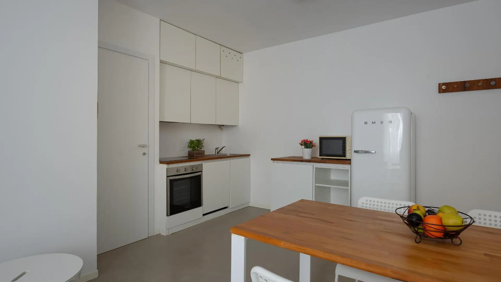 Residence Orti Apartments By Wonderful Italy contacts